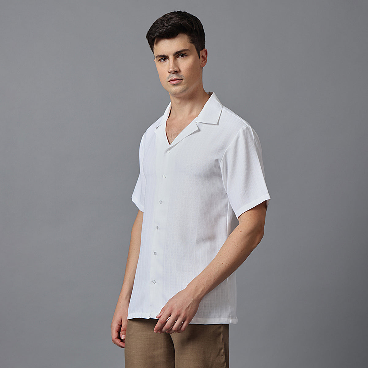 Men’s White Camp Collar Short Sleeve Shirt
